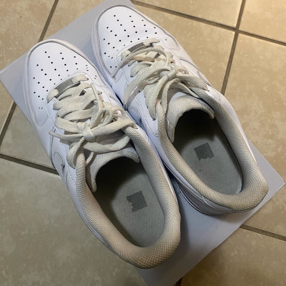 Good condition Air Force ones only been wore three times